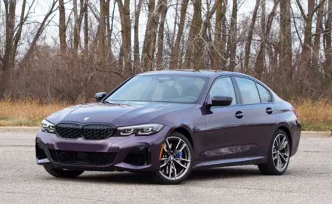 автомобиль BMW M340i xDrive 2022 года